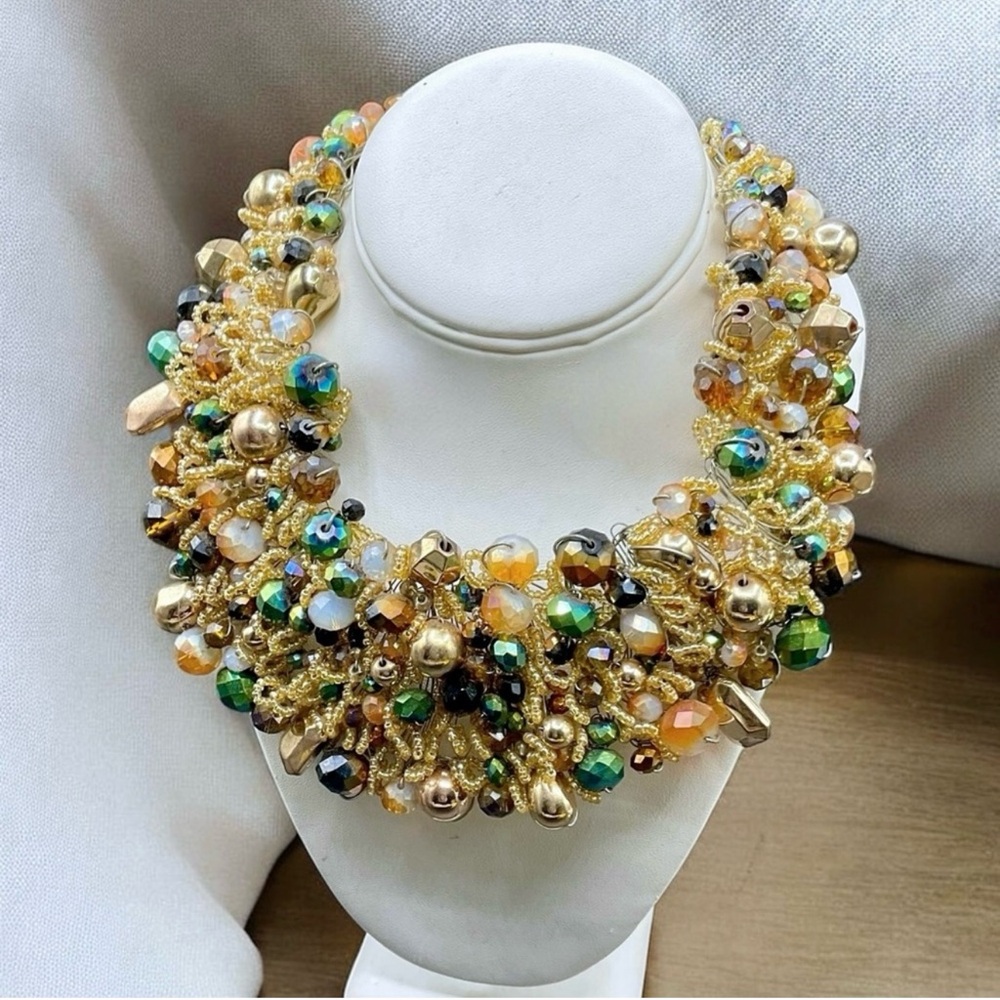 Elegant Multicolor Beaded Necklace
